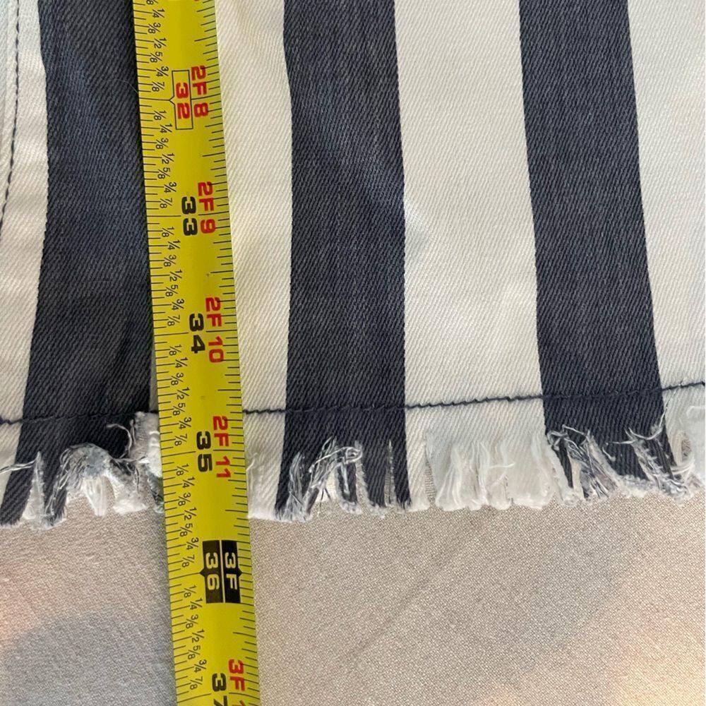 Wisteria Lane Bell Bottom Striped Jeans Size  Medium - Picture 6 of 10